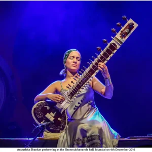 Trending Anoushka Shankar performing at the Shanmukhananda hall, Mumbai on 4th December 2016 (Photo Frame)